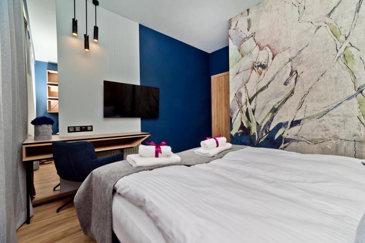 Apartment Blueapart Nexo Puck